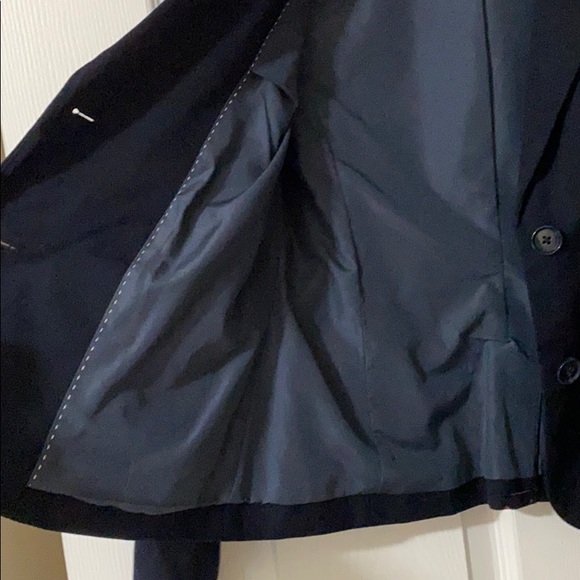 (Sold) Navy blazer - Picture 4 of 5